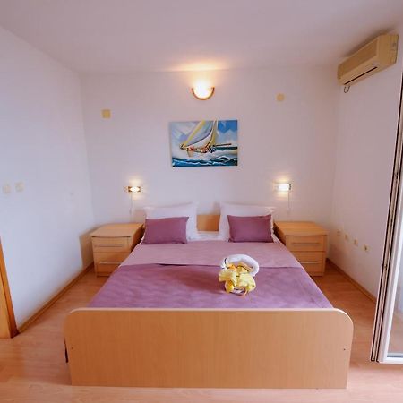 Pension Maric Rooms Brist Eksteriør billede