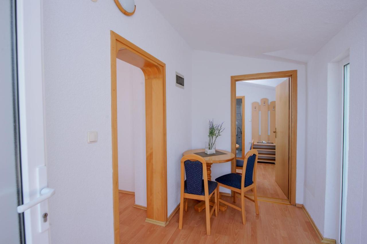 Pension Maric Rooms Brist Eksteriør billede